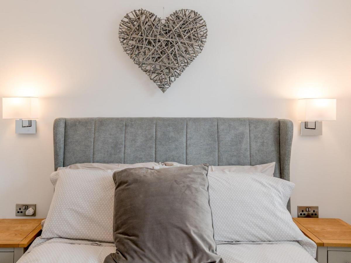 Pass The Keys 1 Bed Albury Contemporary Apartment With Secure Parking Shrewsbury Exteriér fotografie