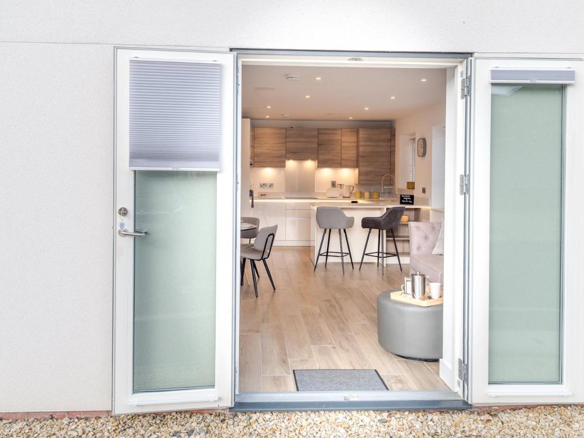 Pass The Keys 1 Bed Albury Contemporary Apartment With Secure Parking Shrewsbury Exteriér fotografie