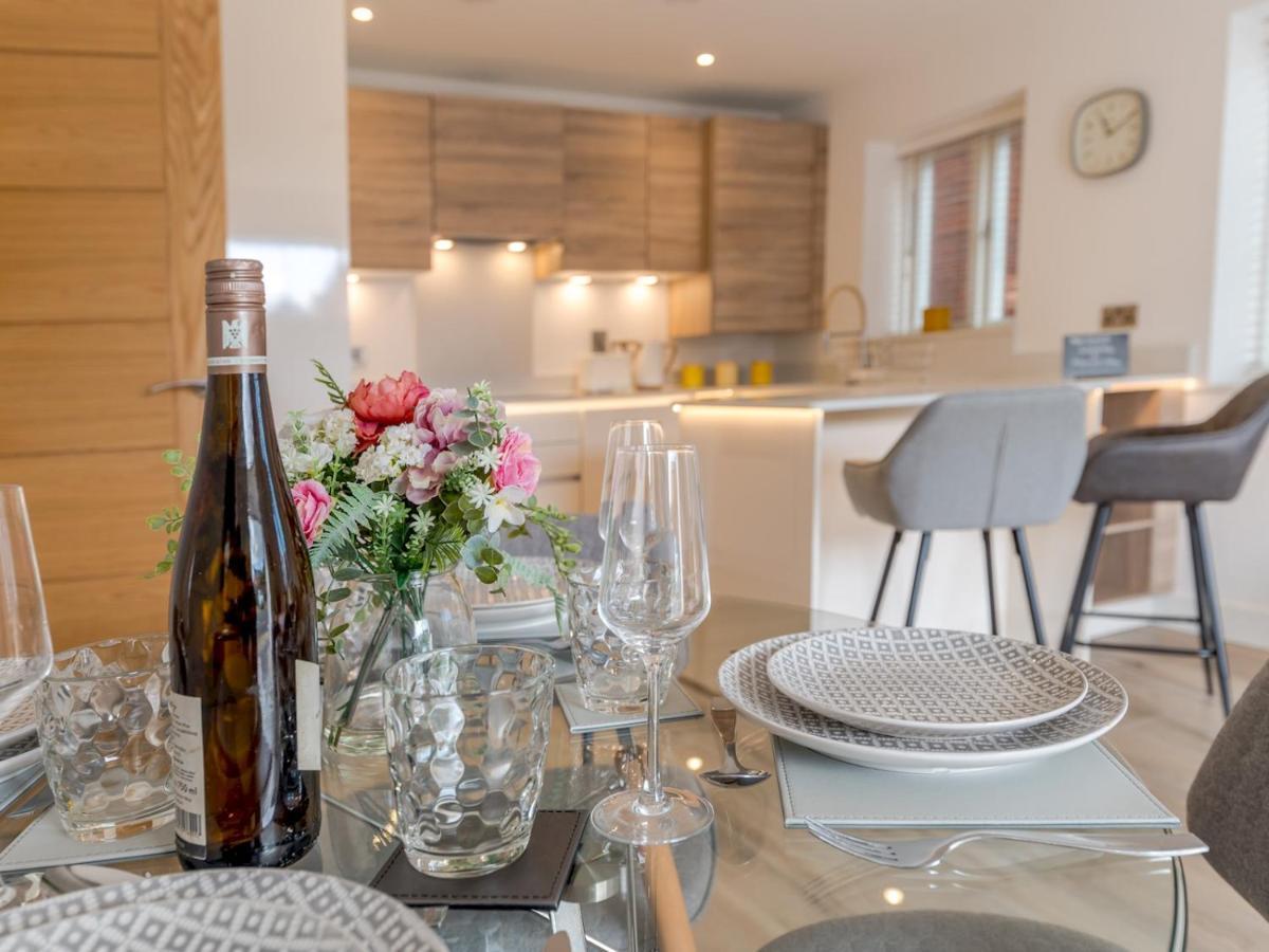 Pass The Keys 1 Bed Albury Contemporary Apartment With Secure Parking Shrewsbury Exteriér fotografie